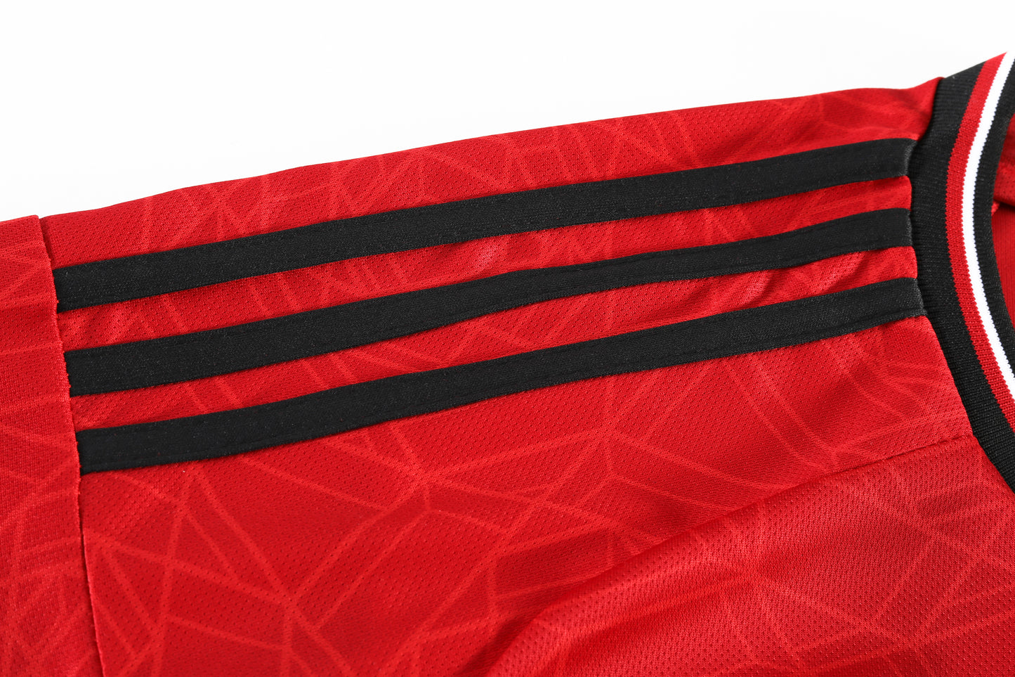 23-24 Manchester United Home Jersey